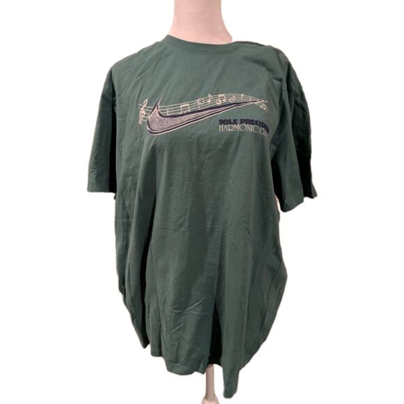 The Nike Tee Women's Size XL Sole Precision Harmonic Game Music Notes Swoosh EUC - Picture 1 of 9